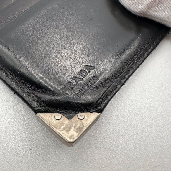 Prada patent Leather bi fold wallet - Picture 3 of 10